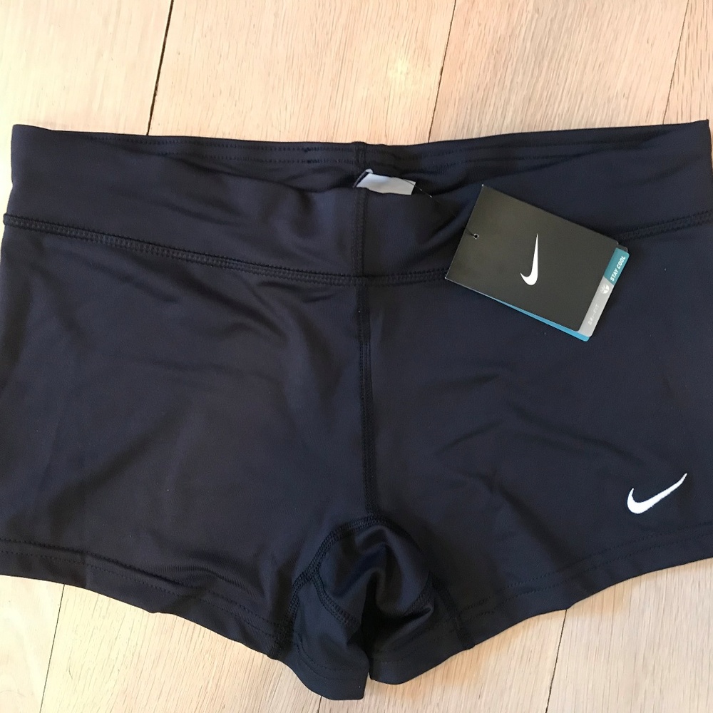 Nike Womens Volleyball Short